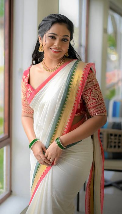 Rebecca Santhosh
