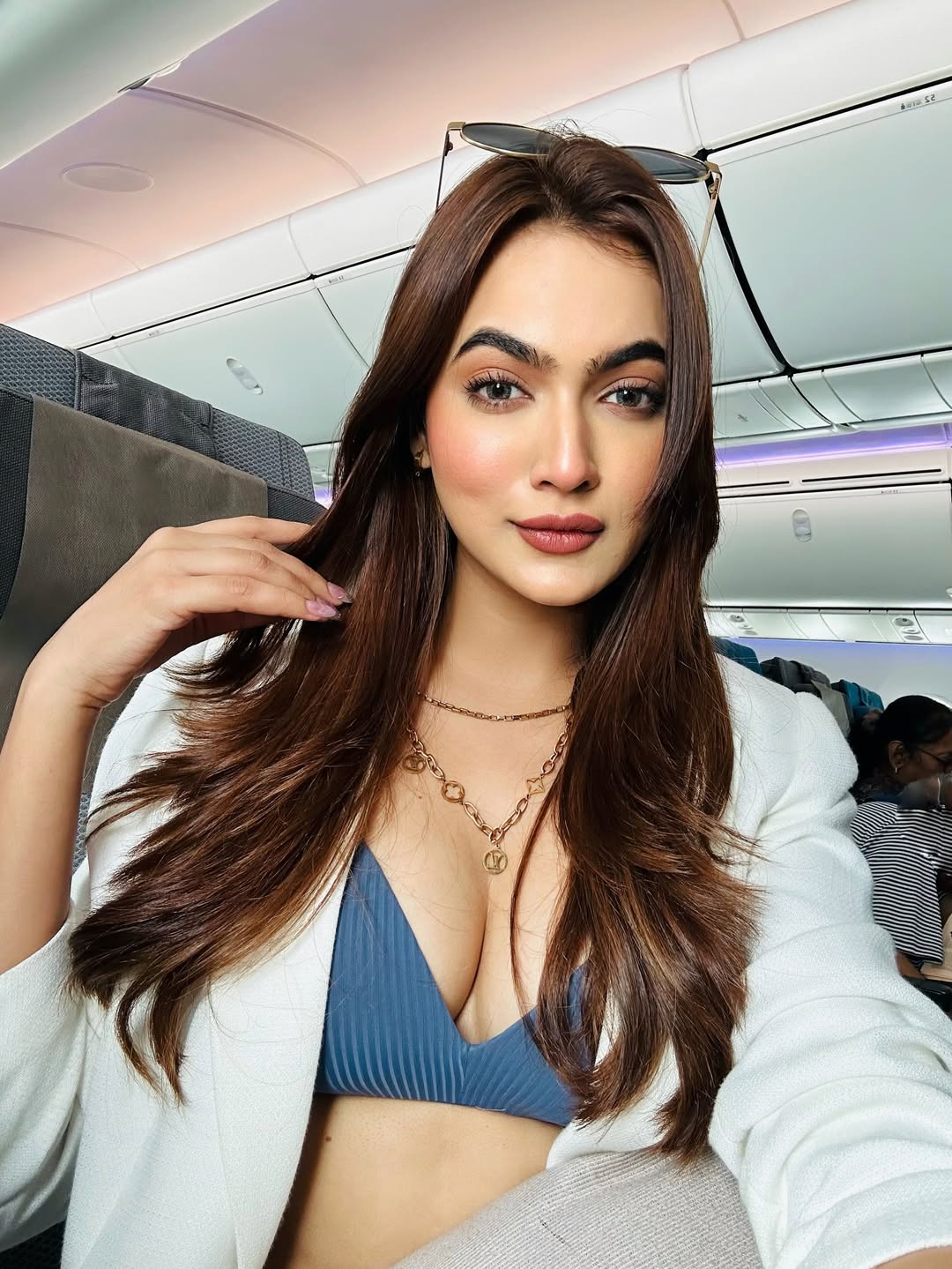 Beauty and grace reflected in Flying High on Hotness: Reva Kaurase look.
