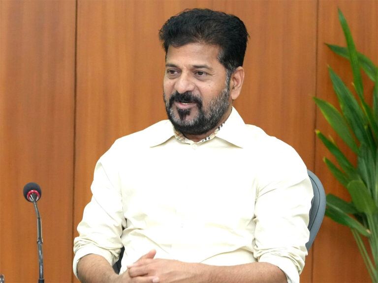 Revanth Reddy at Delhi CM bungalow event