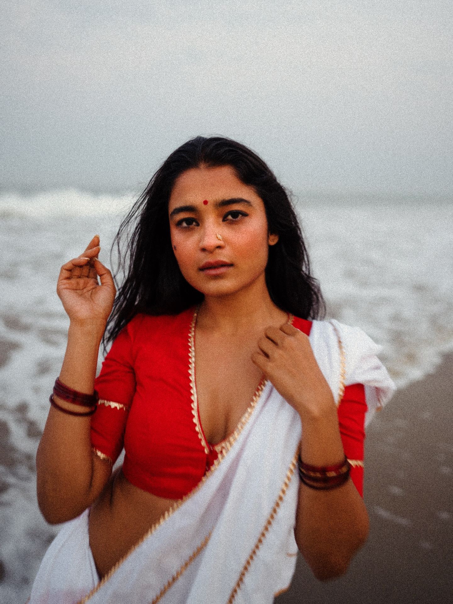 Traditional beauty reflects Chaithra Achar rural hotness in stunning style