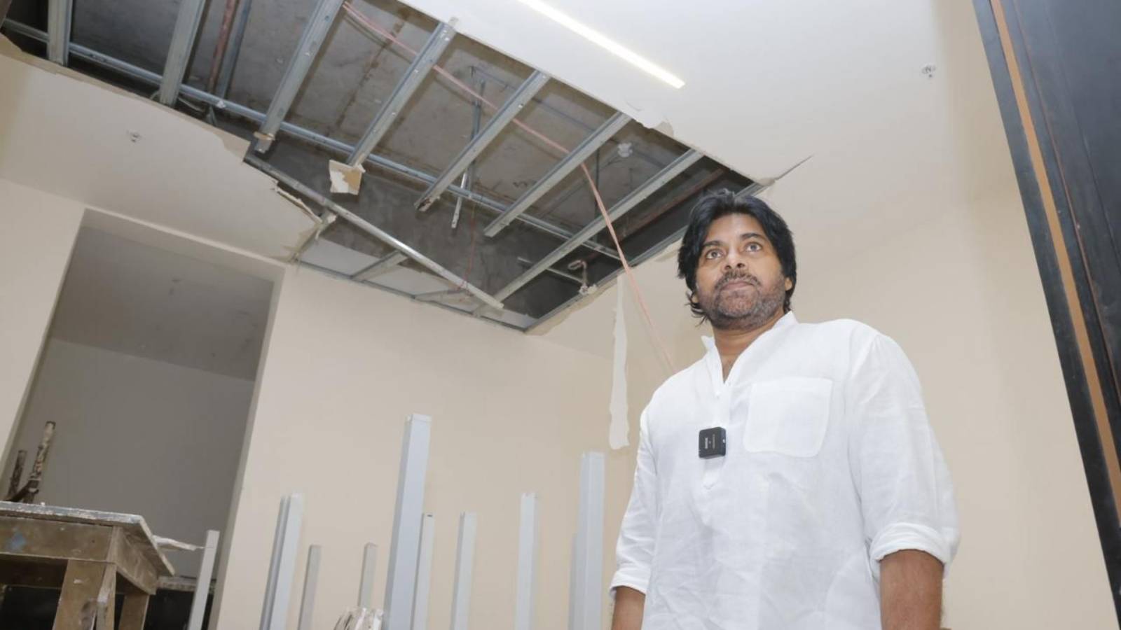 Damaged ceiling at Rushikonda palace