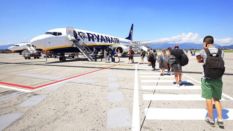Ryanair cabin baggage size check