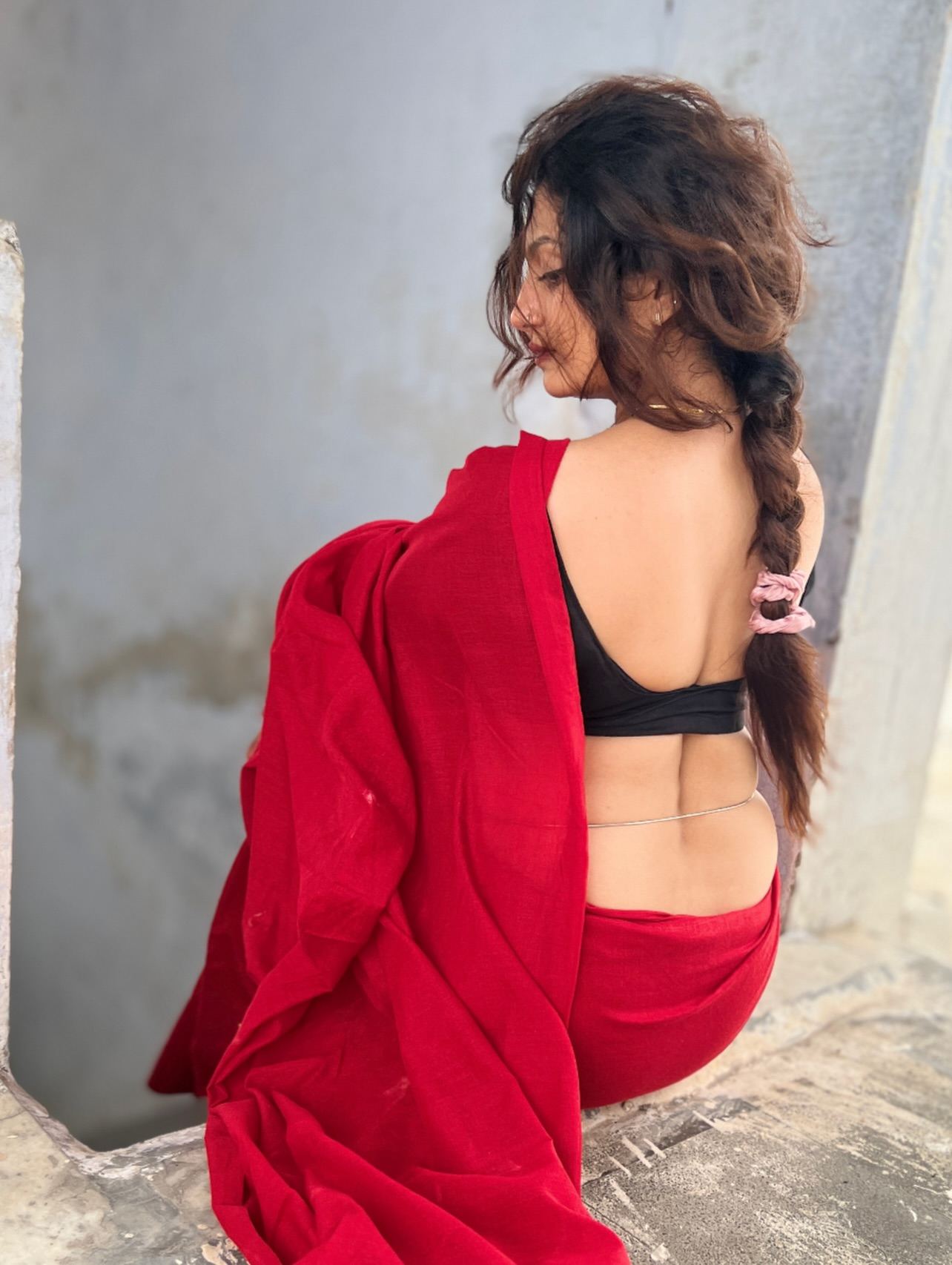 Sanam Joshi Turns Up Heat in Hot Red Drapes