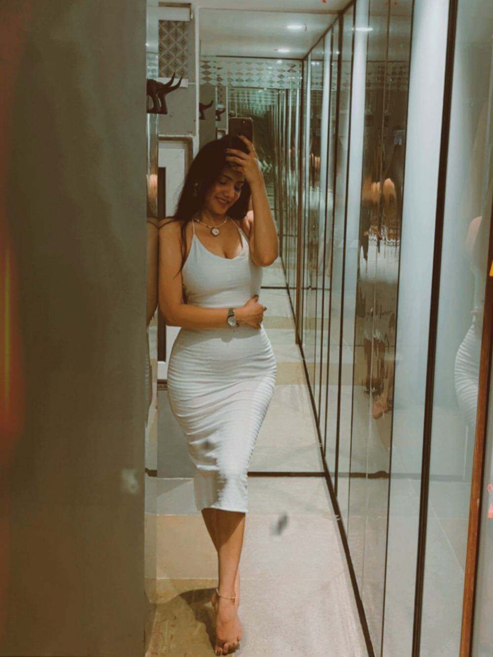 Lean Waist Goals with Rose Sardana showcasing charm in stylish elegance.