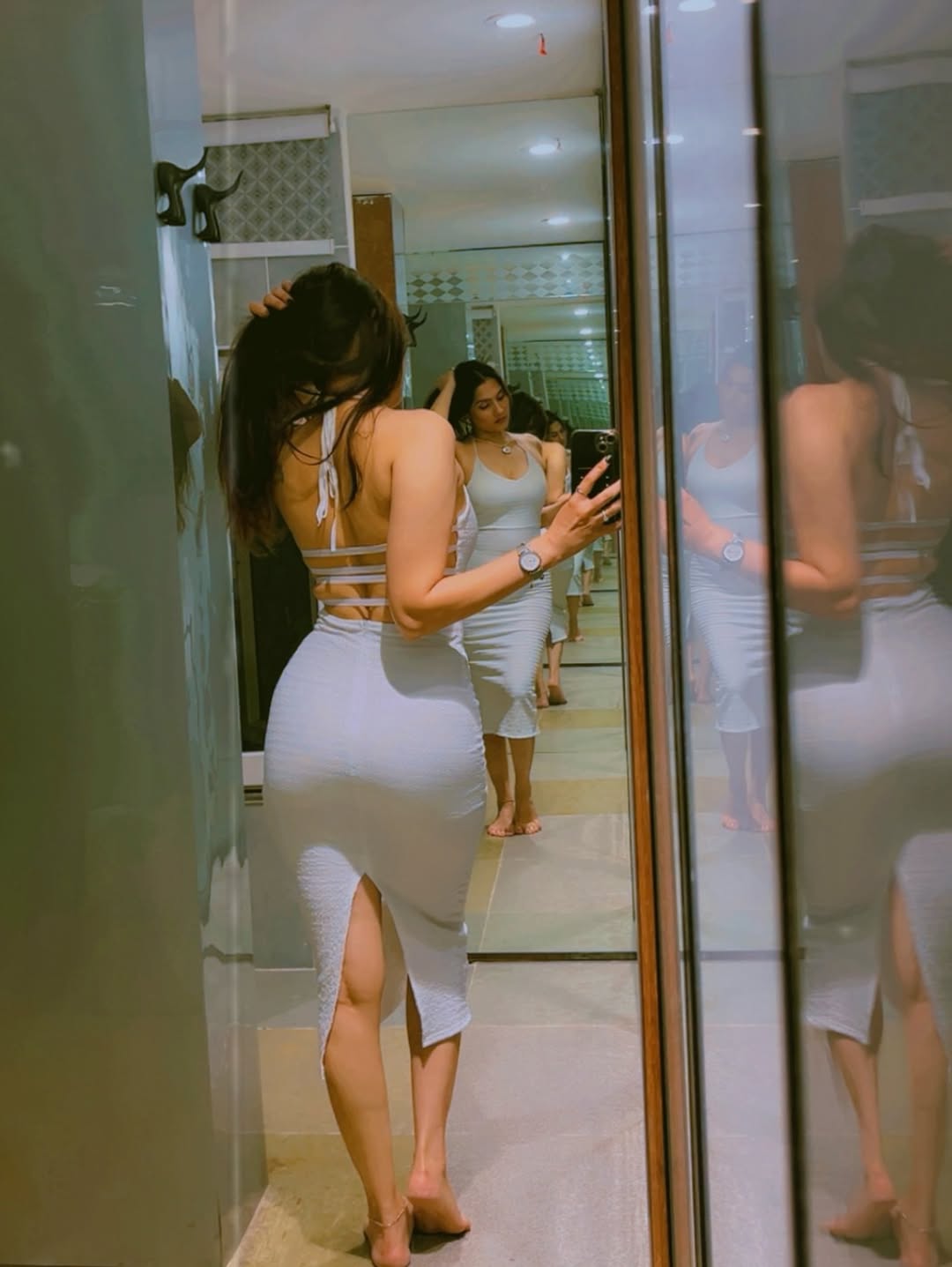 Chic Lean Waist Goals with Rose Sardana flaunts elegance and fashion sense.