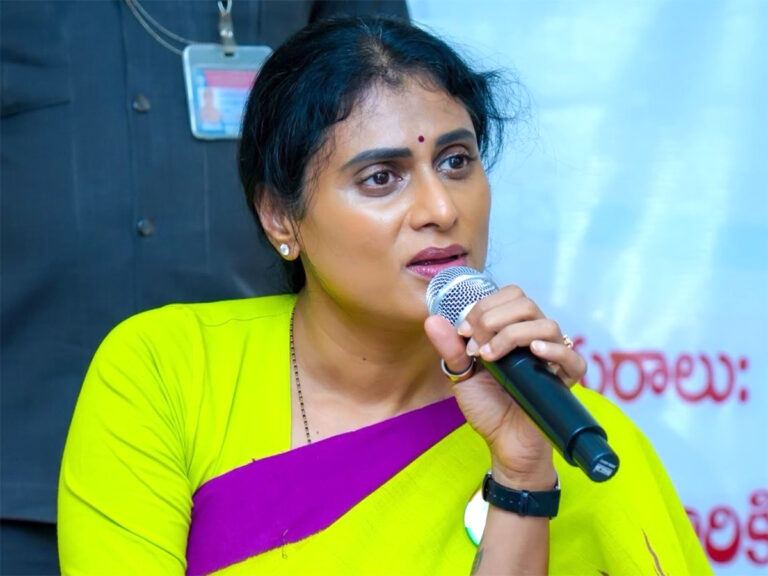 Sharmila criticises Jagan for political deals
