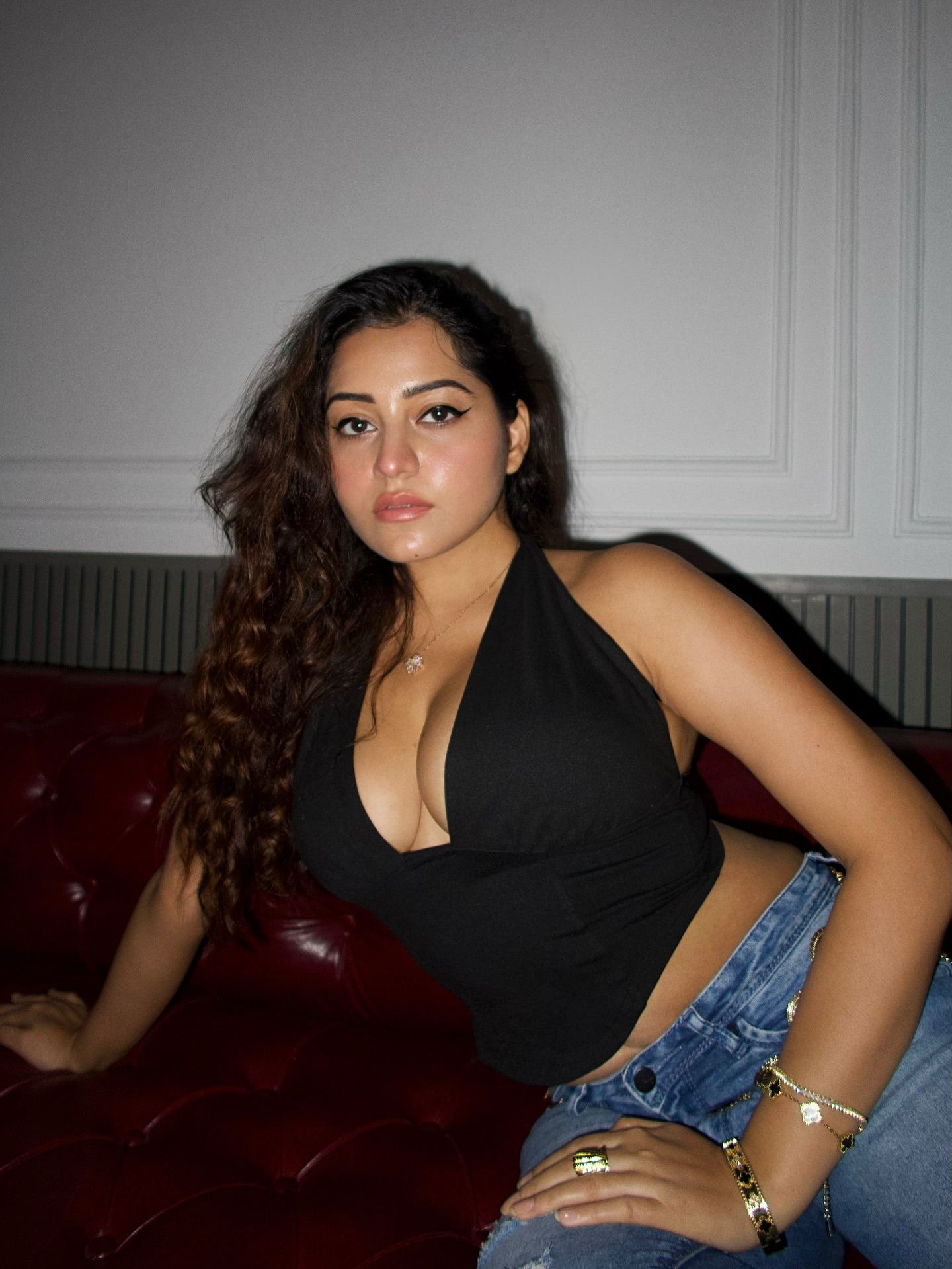 Simran Kaur beauty coolest charm captured with elegance and fashion flair