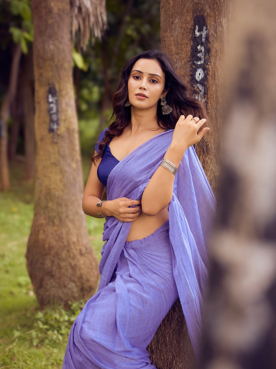 Graceful Anaira Gupta turns simplicity into a dazzling fashion statement