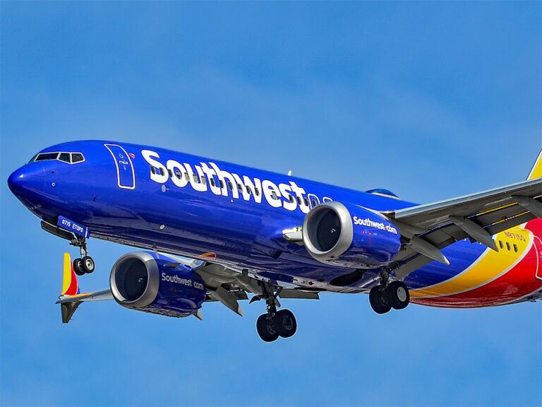 Southwest Airlines plane in flight