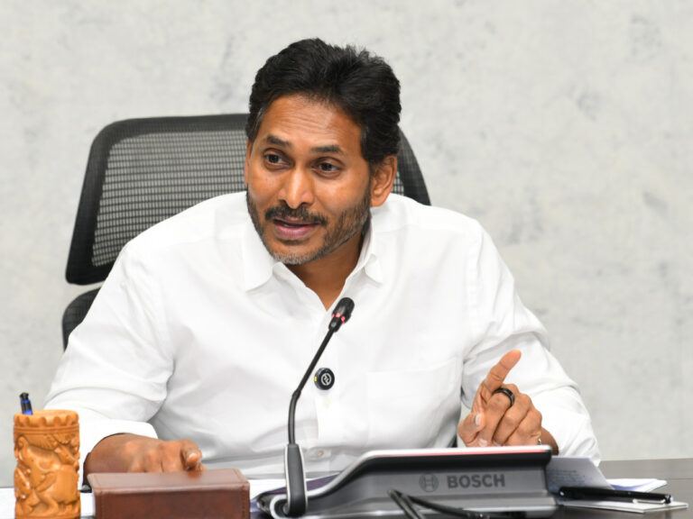 TDP candidate celebrates Pulivendula victory