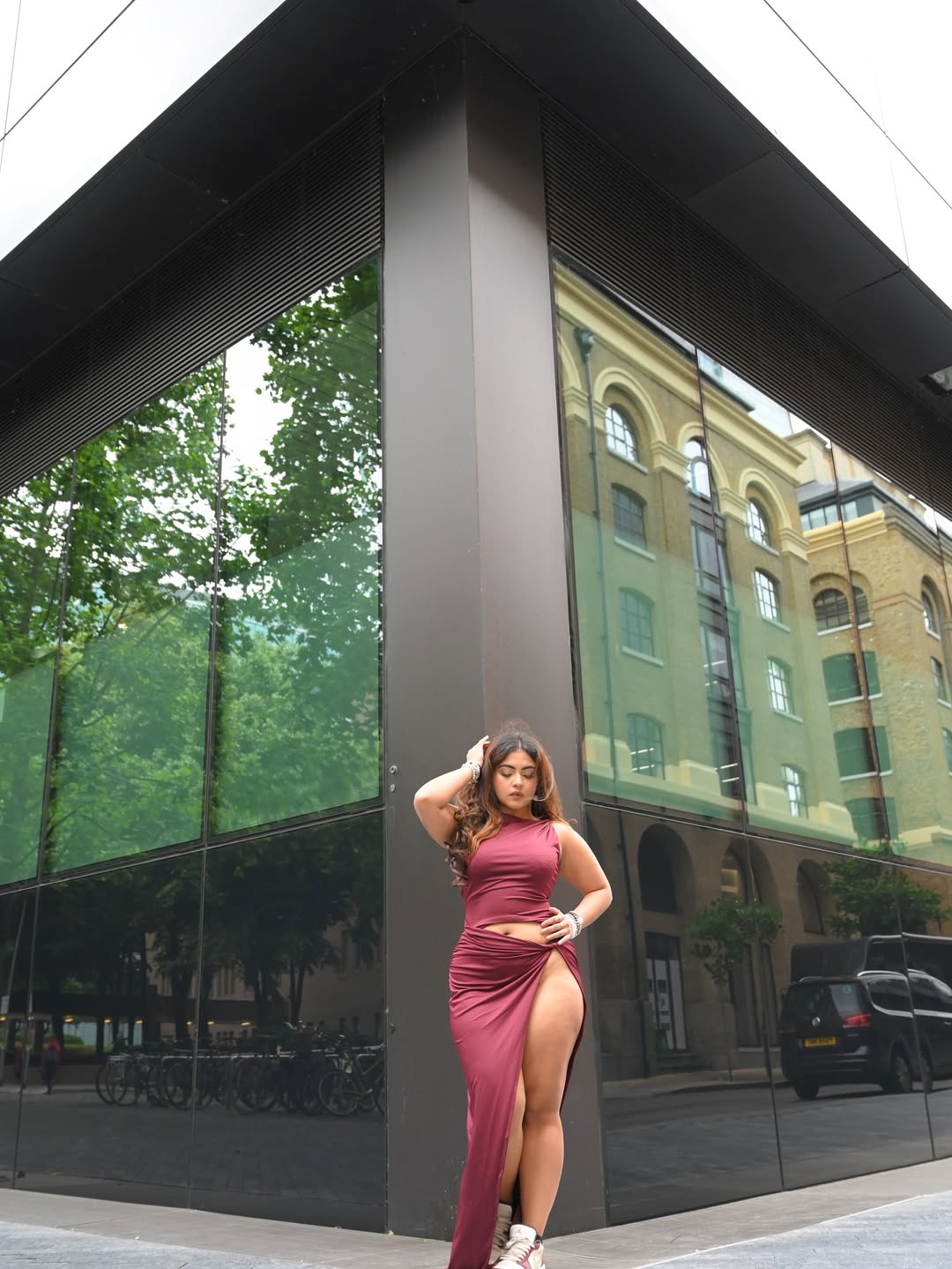 Twinkle Sharma captures charm in thick hot stylish fashion shoot.