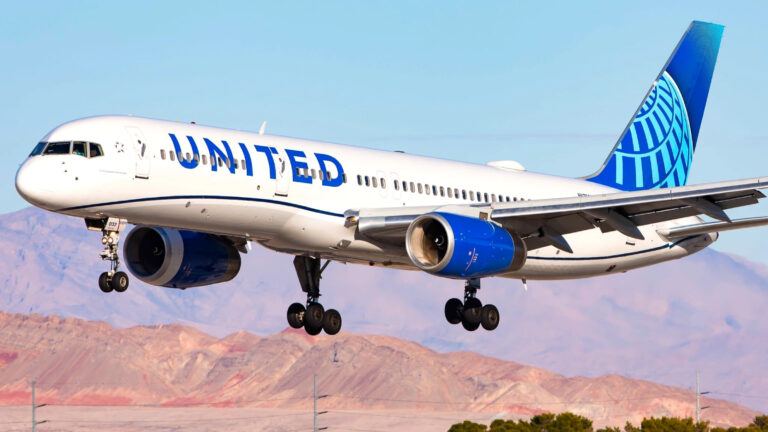 United Airlines scam case