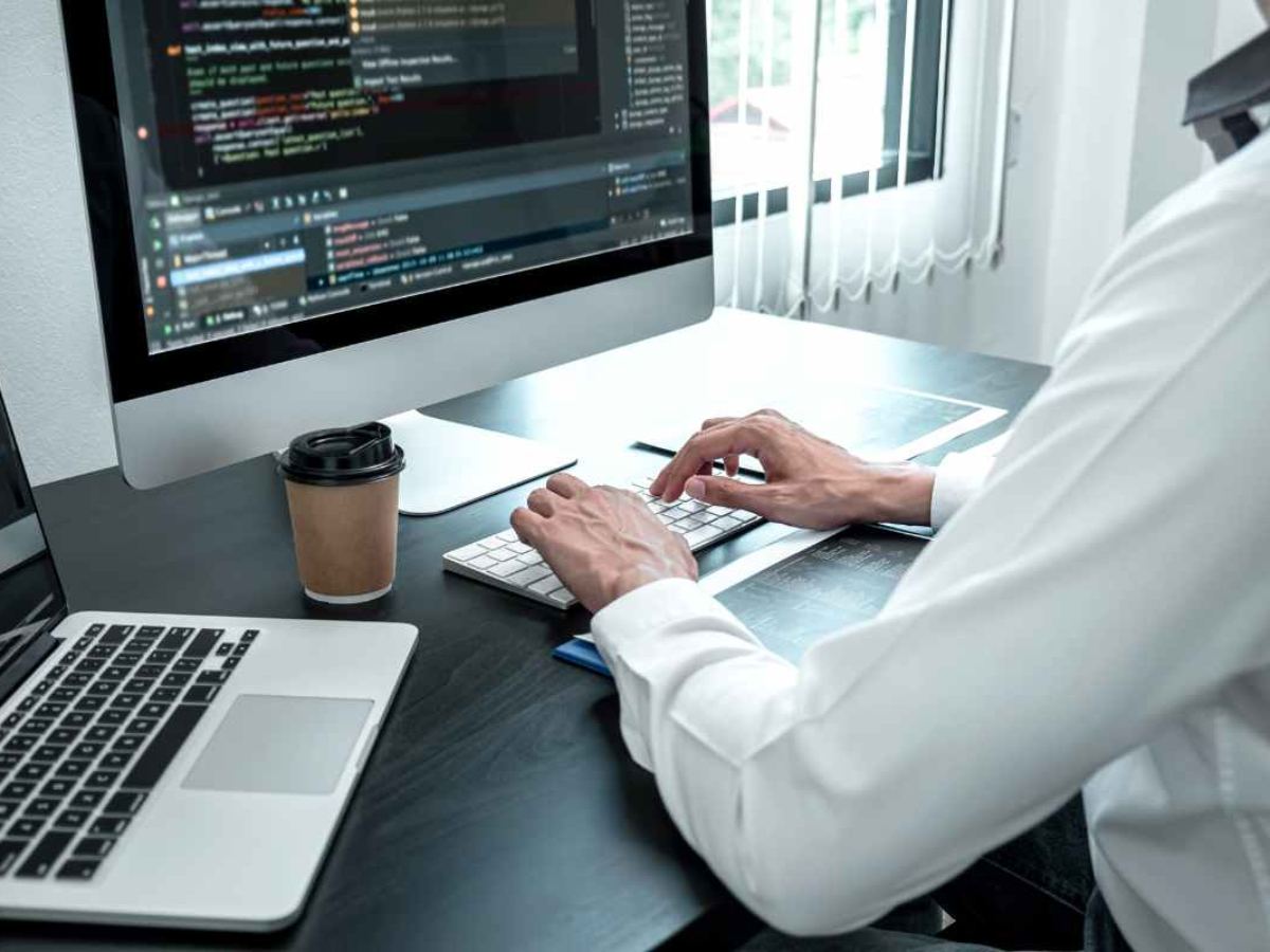 US job offshoring to India sparks online backlash