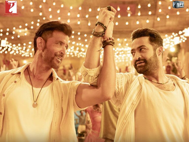 War 2 box office collection report
