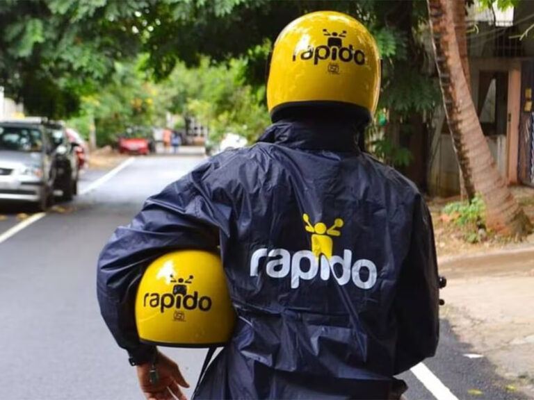 woman rapido driver