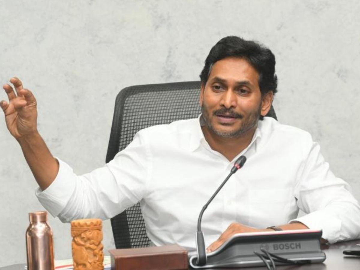 Pulivendula ZPTC election violence between YSRCP and TDP