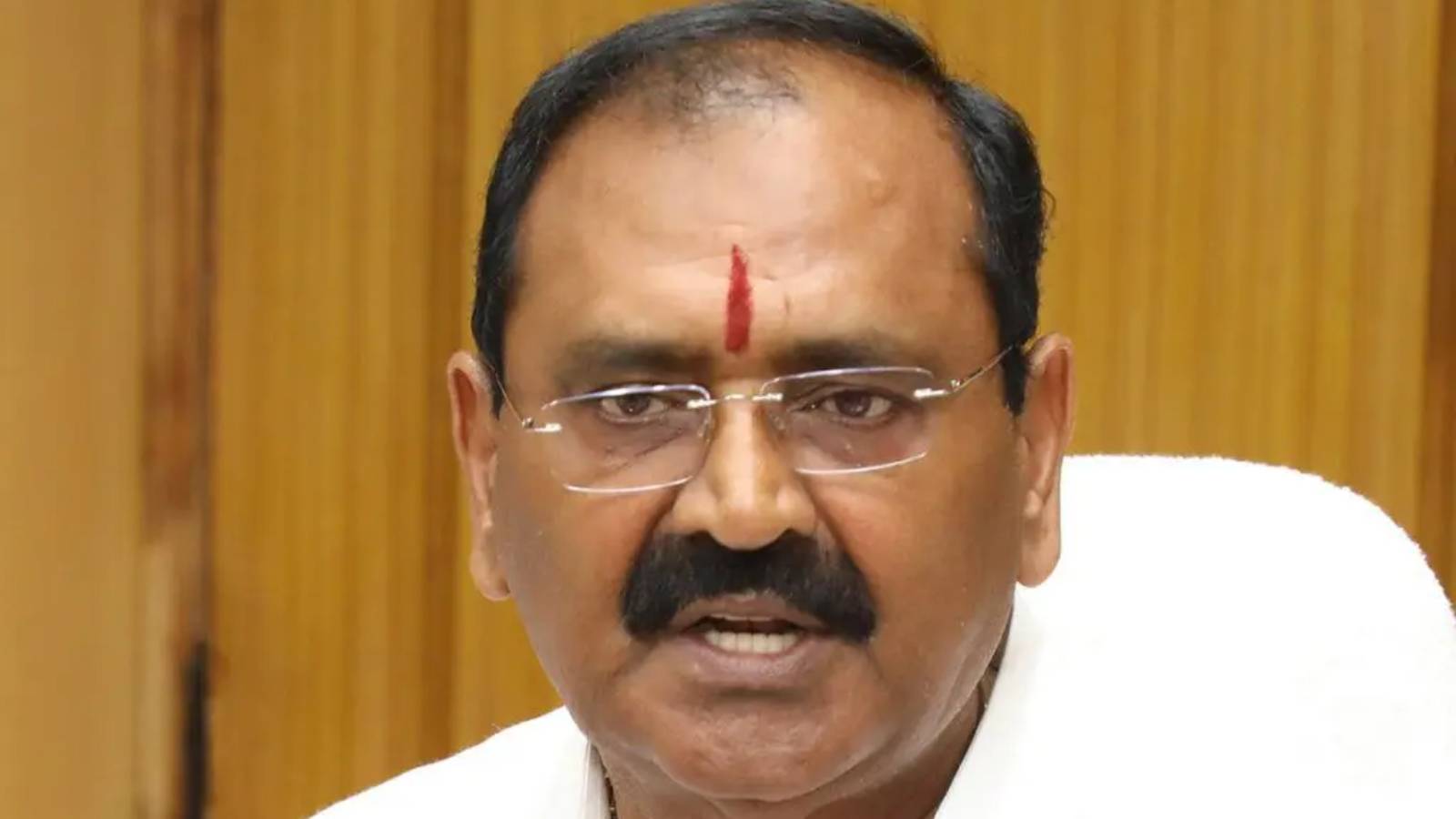 YSRCP Faces ₹2,000 Cr Graft, Murder Claims Emerge