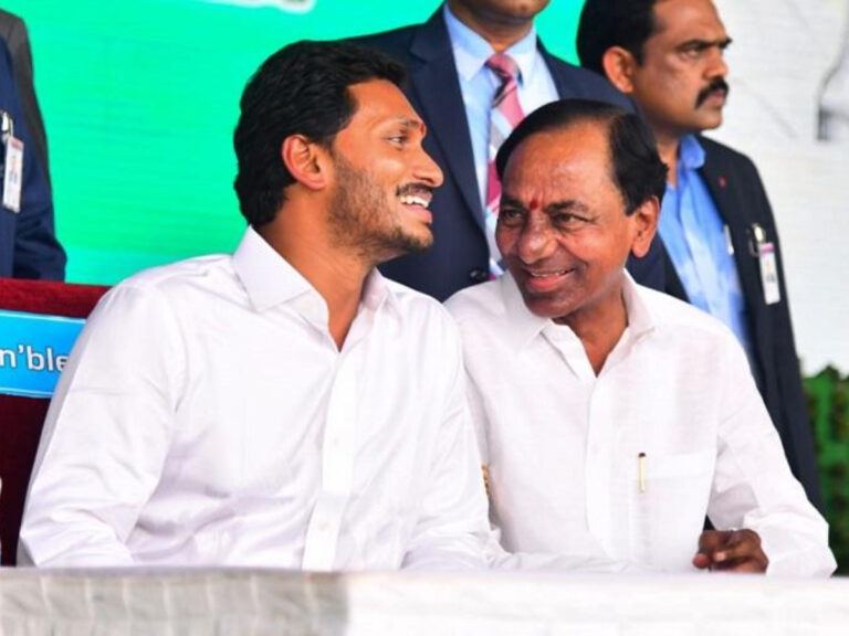 Jagan and KCR facing legal troubles in Andhra and Telangana politics