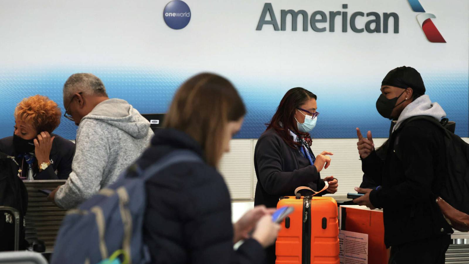 AA flyer forced bag consolidation JFK
