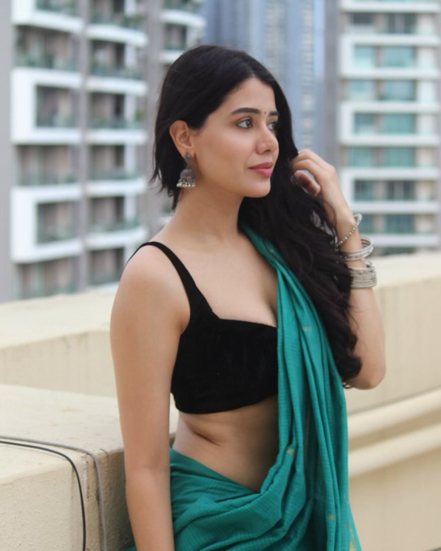 Stunning Aarti Chikara captures attention in chic fashion with striking elegance.