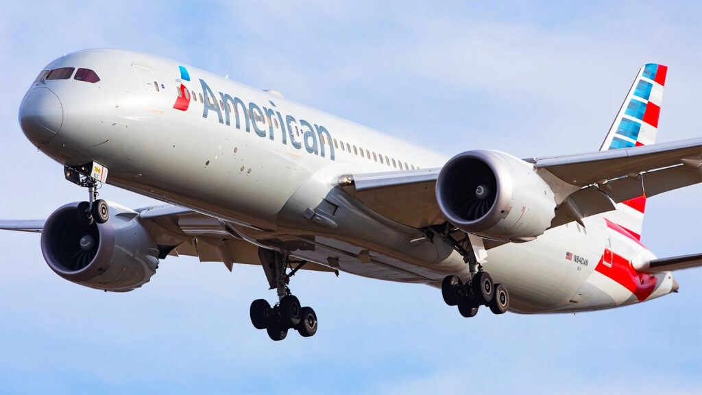 American Airlines passenger cutting line