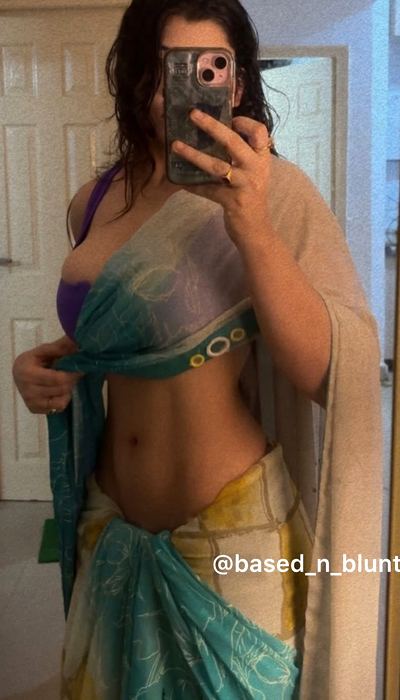 Apoorva Tripathii flaunts glamour and elegance with her killer abs style