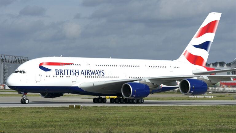 British Airways pilot caught stealing snacks