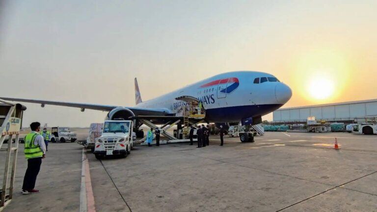 British Airways plane emergency landing