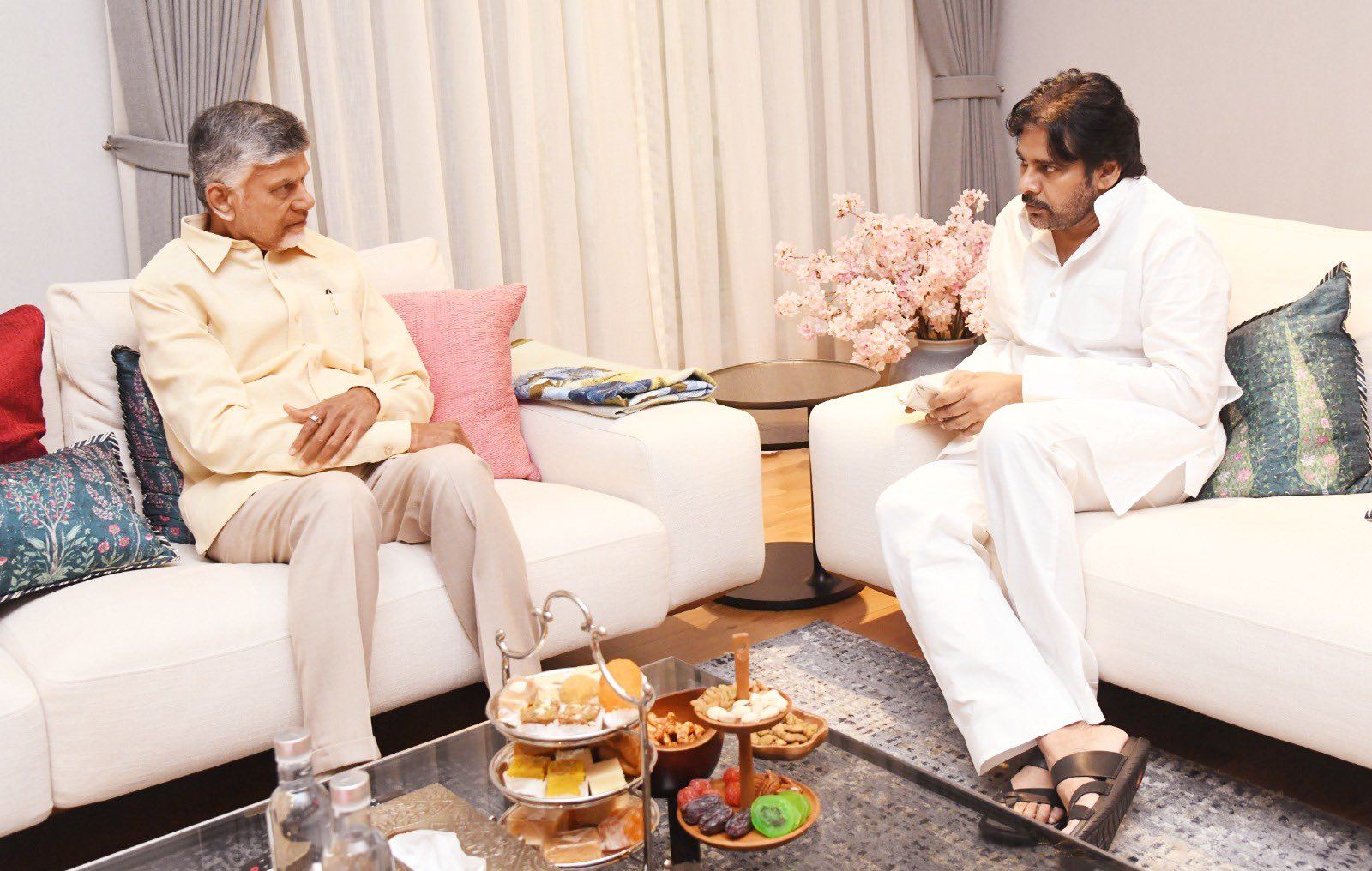 Chandrababu Met Pawan Kalyan