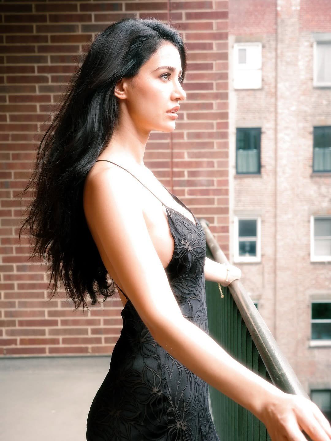 Disha Patani rocks sleek black gown with effortless fashion grace