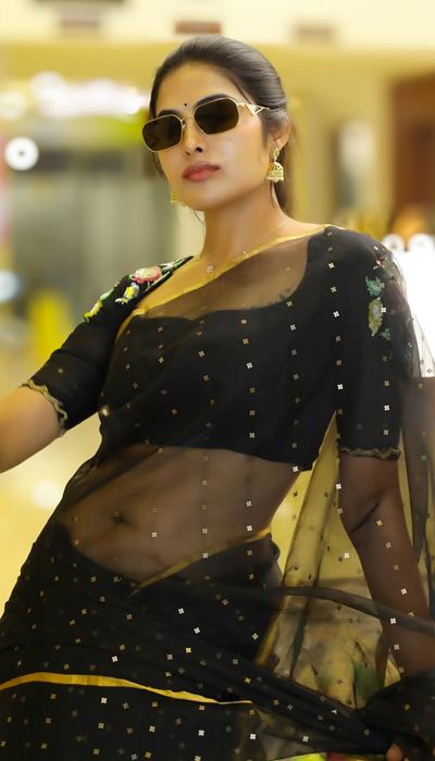 Divi Vadthya playful side adds glamour to every frame.