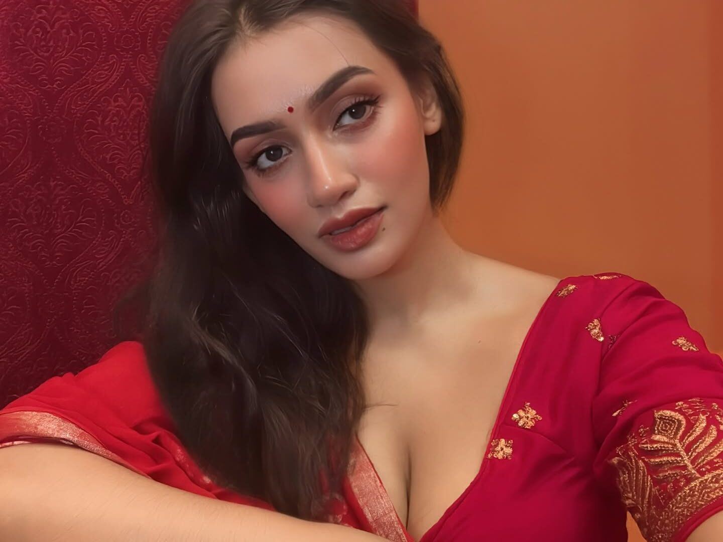 Katha Kali Chowhan radiates style and elegance with presence.