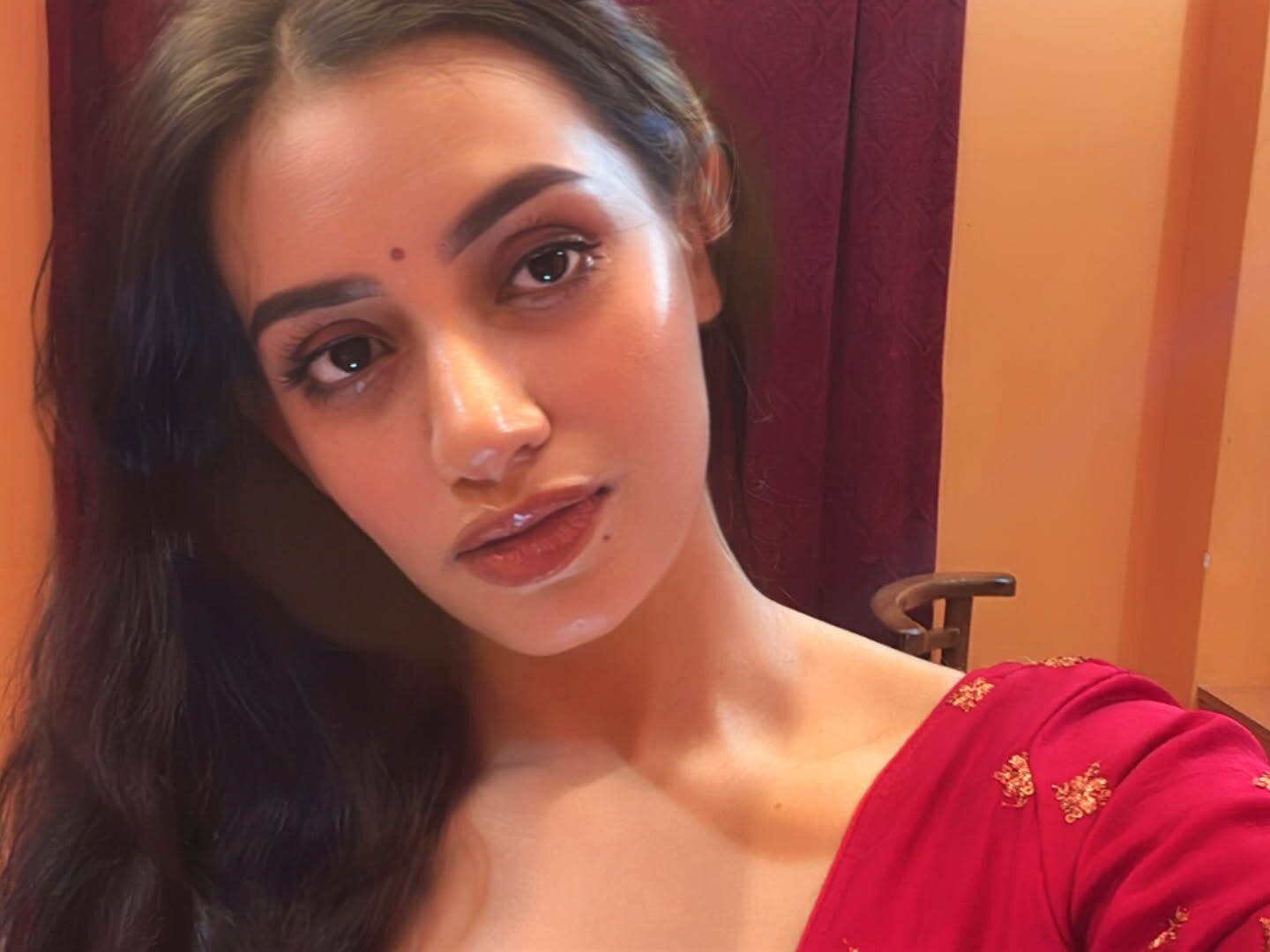 Elegant Katha Kali Chowhan glows with surreal beauty charm.