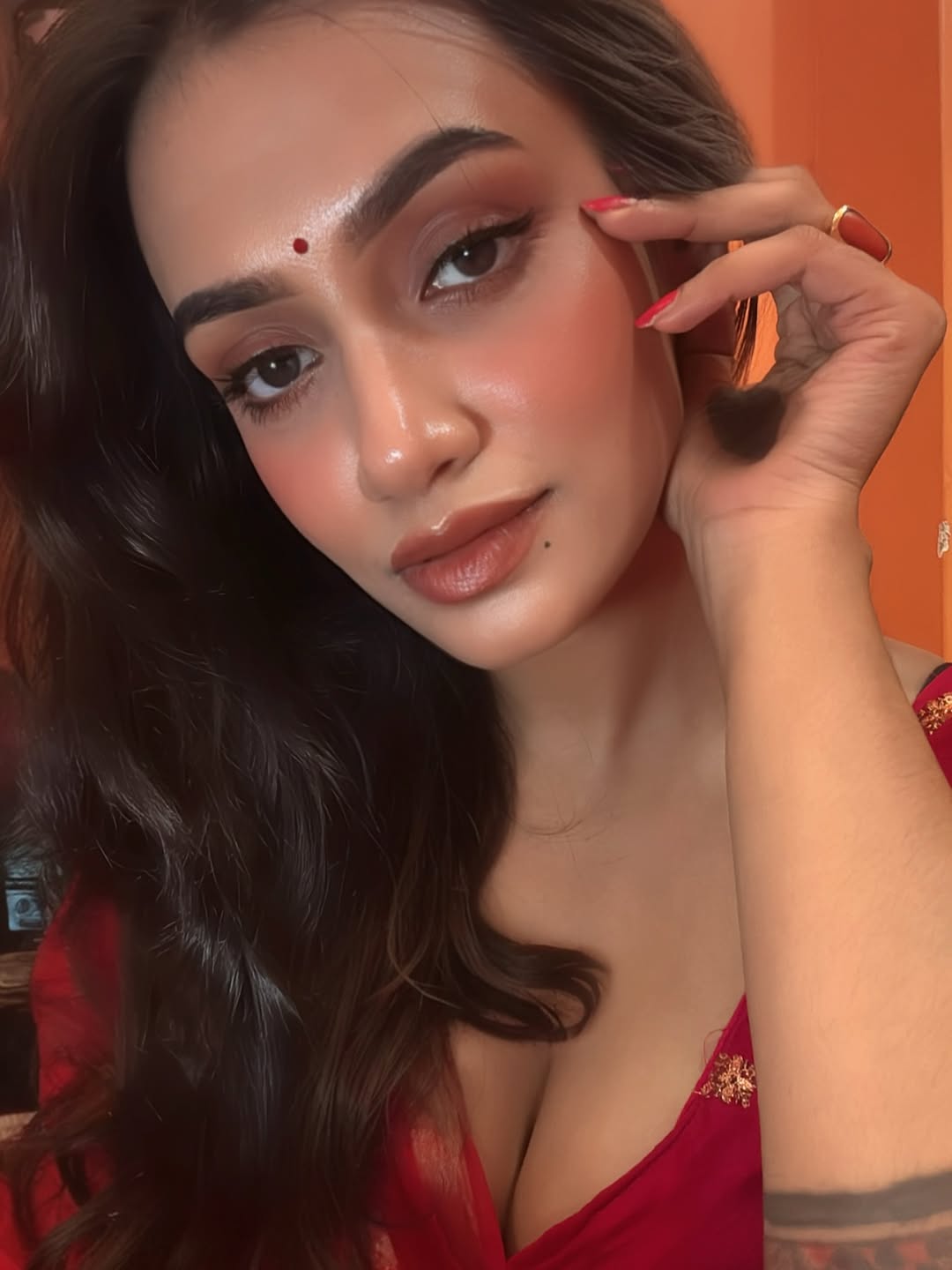 Gorgeous Katha Kali Chowhan flaunts elegance in surreal fashion.