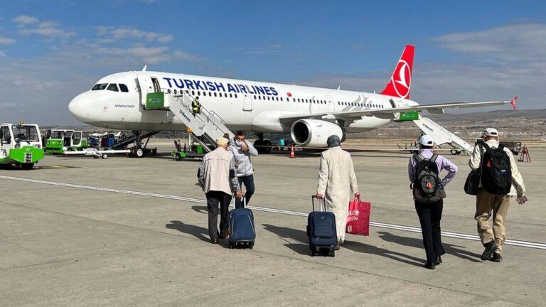 Family denied boarding by Turkish Airlines