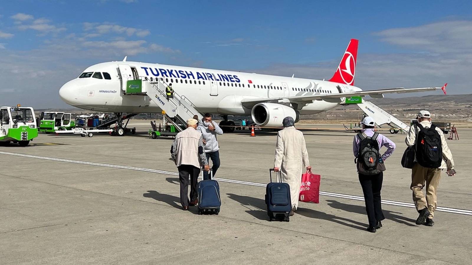 Family denied boarding by Turkish Airlines