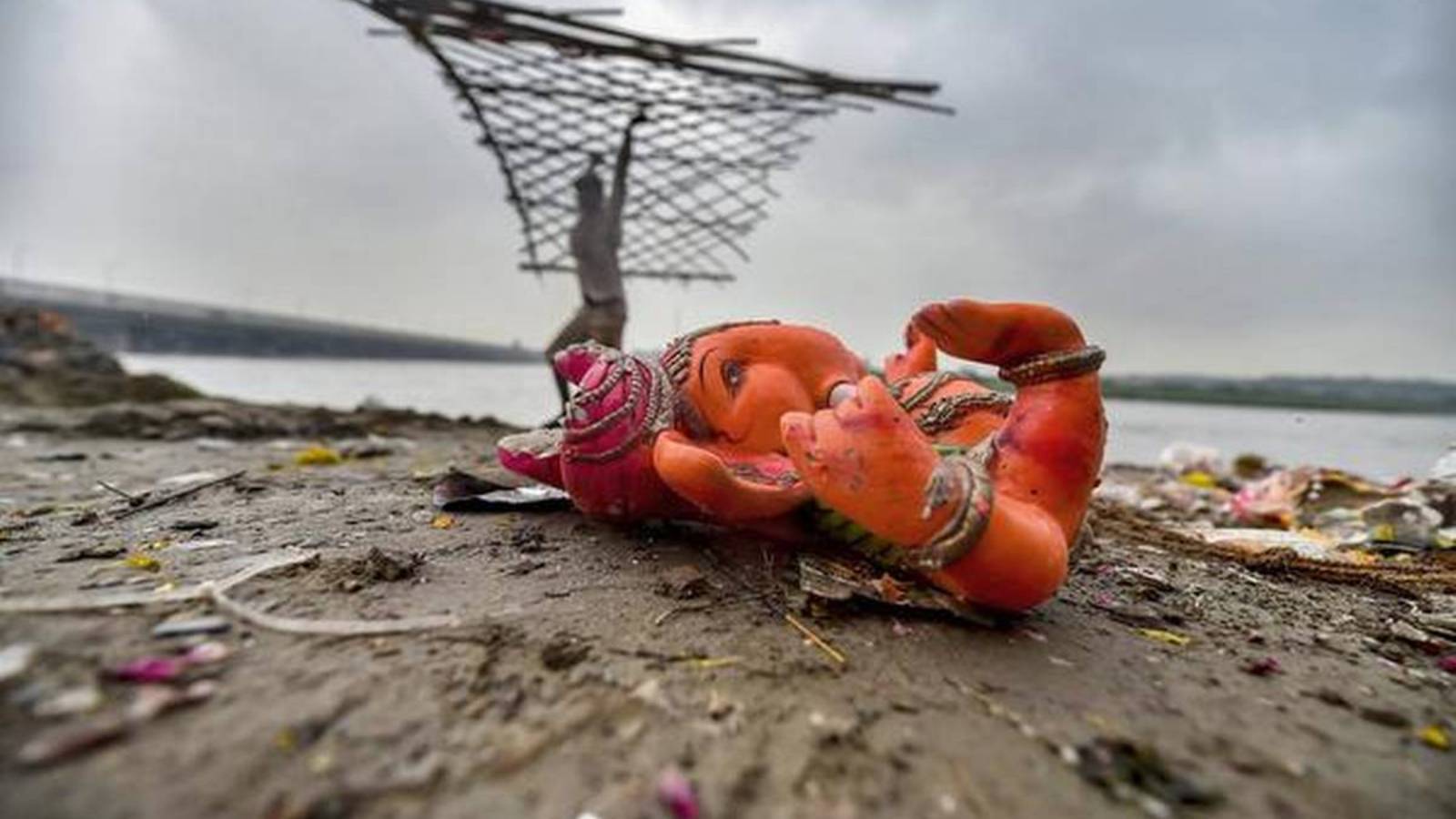 Ganesh idol broken during Chaturthi festival