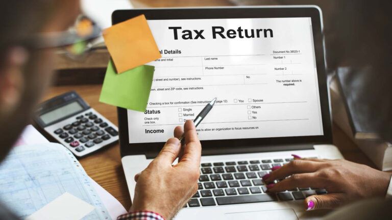 Income tax portal crash frustrates taxpayers