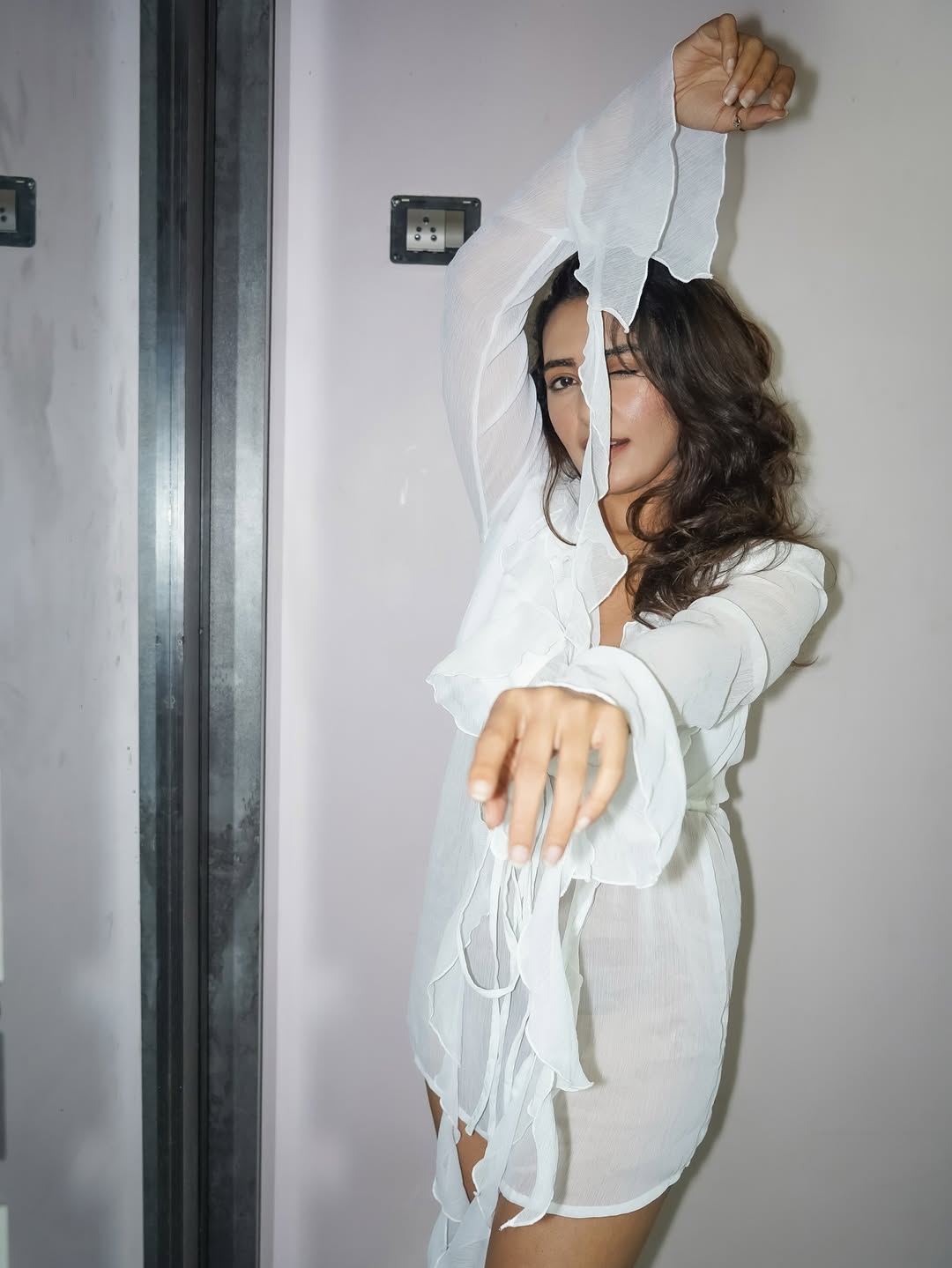 Gorgeous Jinal Joshi stunning look glowing with natural grace.