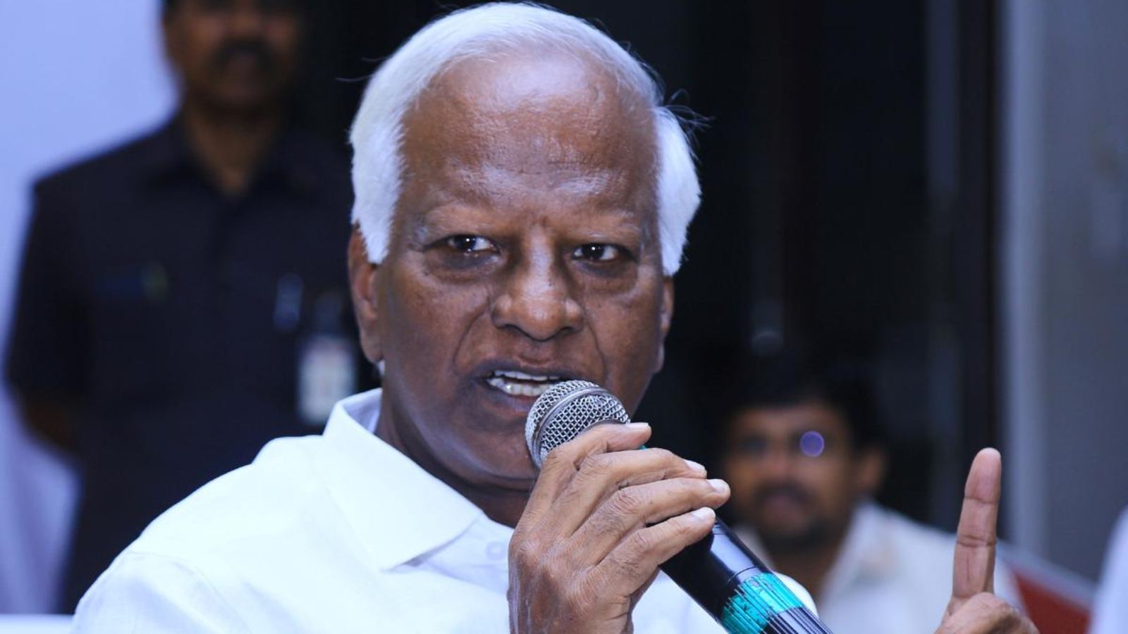 Kadiyam Srihari questions BRS over defections in Telangana politics