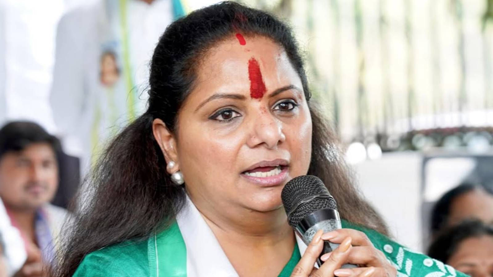 Kavitha Slams BRS, Sparks Political Storm