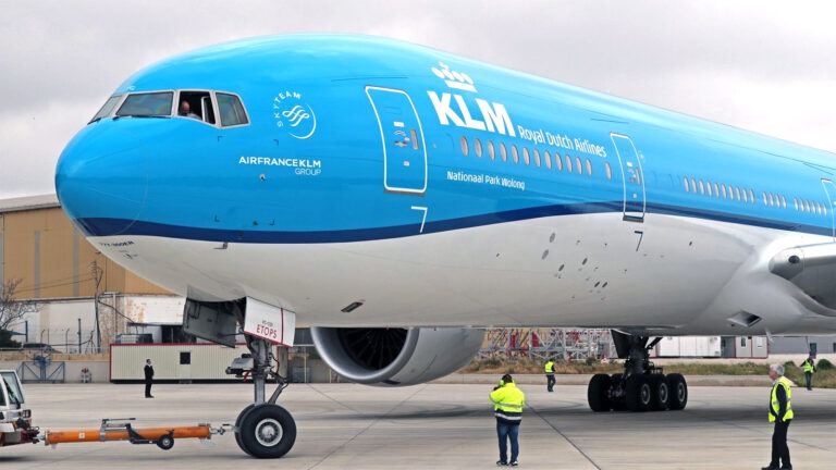 KLM strike cancels flights at Schiphol