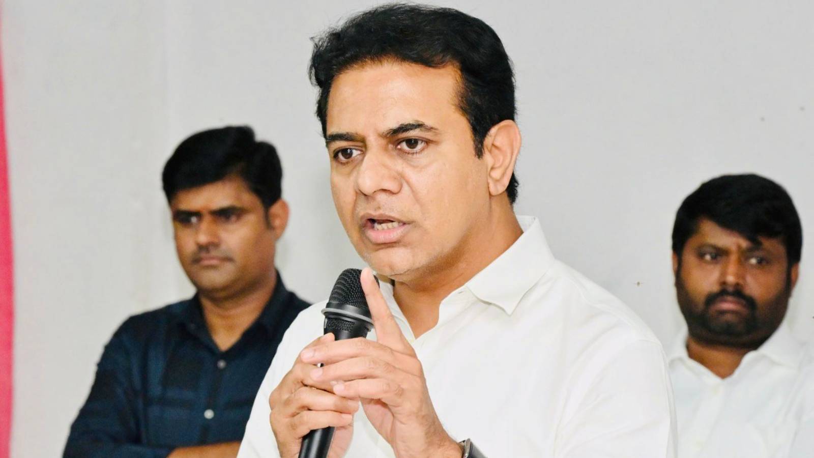 Polavaram vs Kaleshwaram: Politics, Delays & Allegations