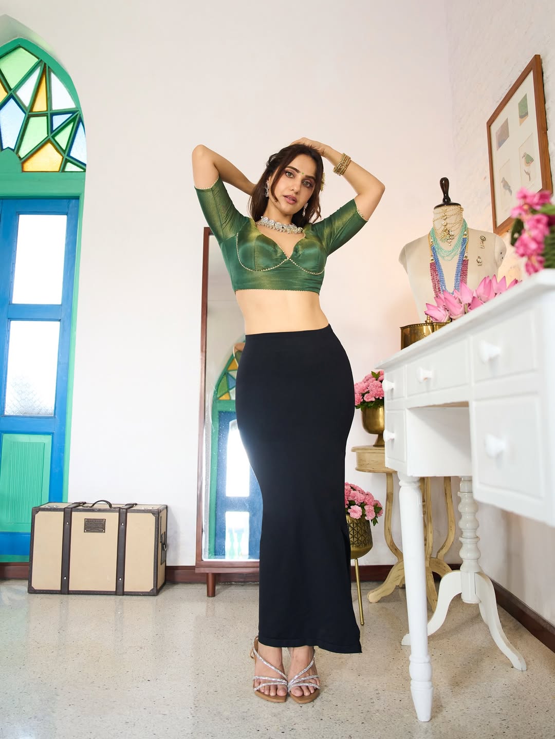 Confident walk on point, Kusha Kapila slays every stylish detail effortlessly