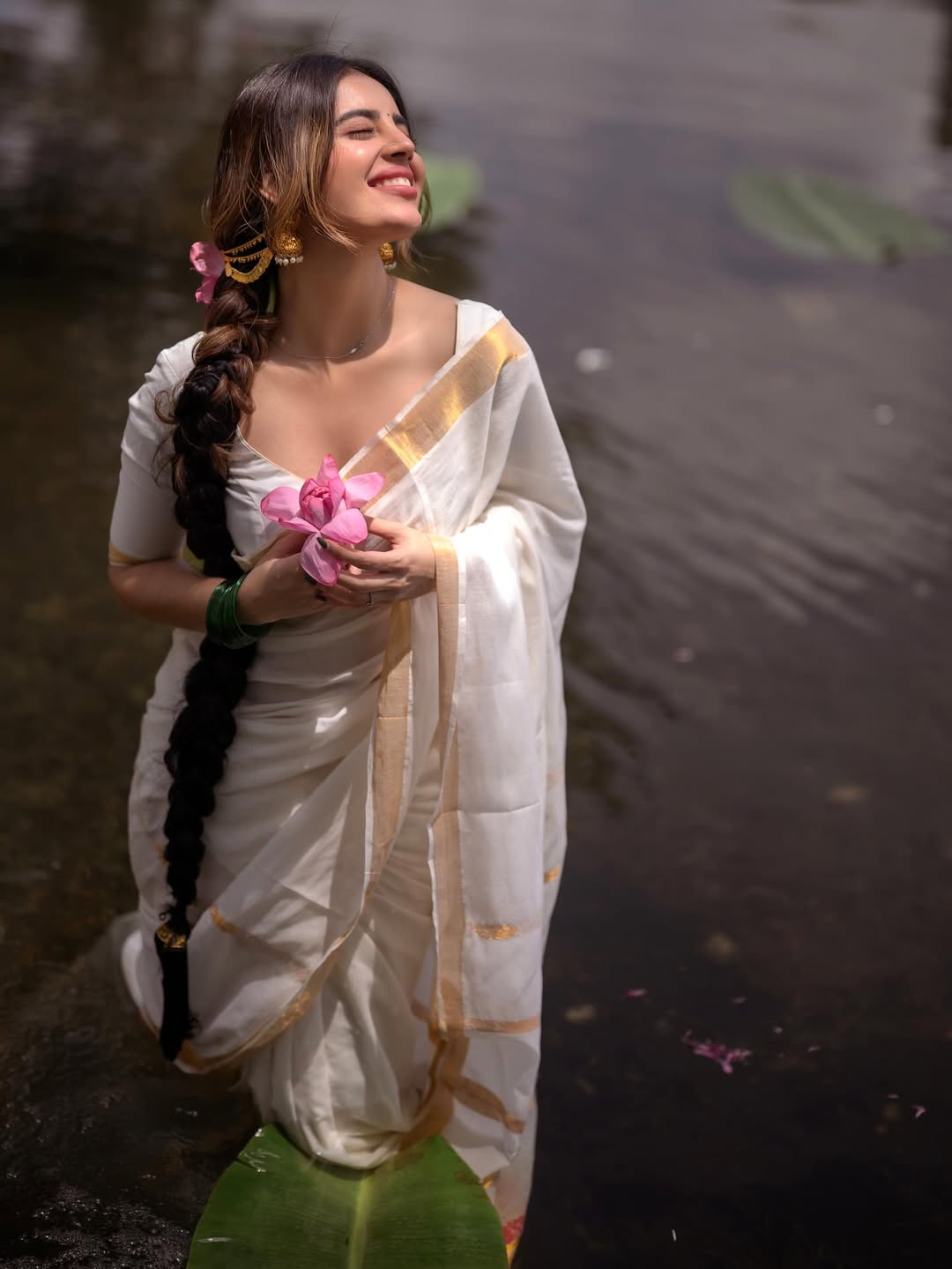 Girl Next Door Charm, Kushitha Kallapu Hotness stuns with elegant style.