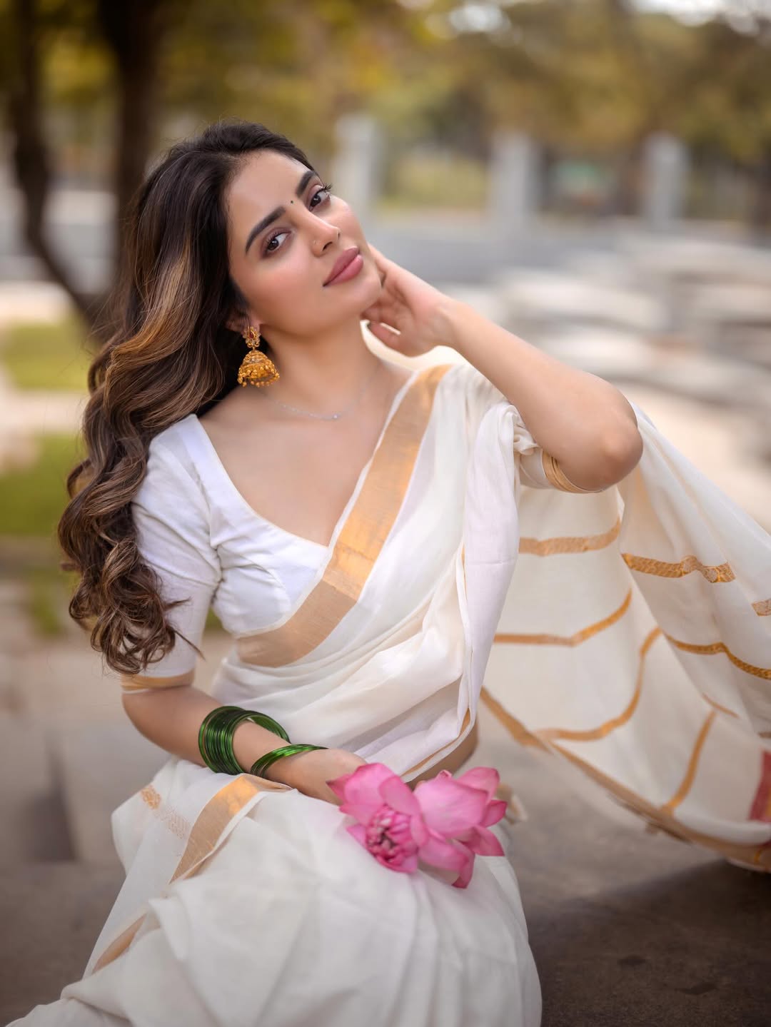 Effortless charm displayed in Girl Next Door Charm, Kushitha Kallapu Hotness.