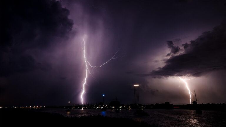 Raipur Airport lightning disruption scene