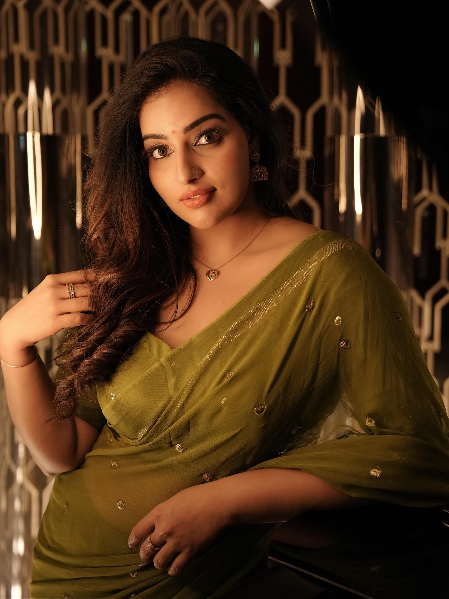 This Olive Saree Look On Malavika Menon Is Just Pure Magic