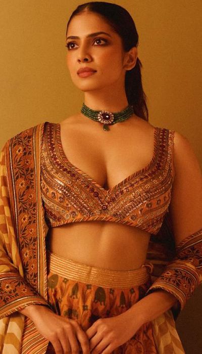 Malavika Mohanan Bold Lehenga Glam Turns Up Heat