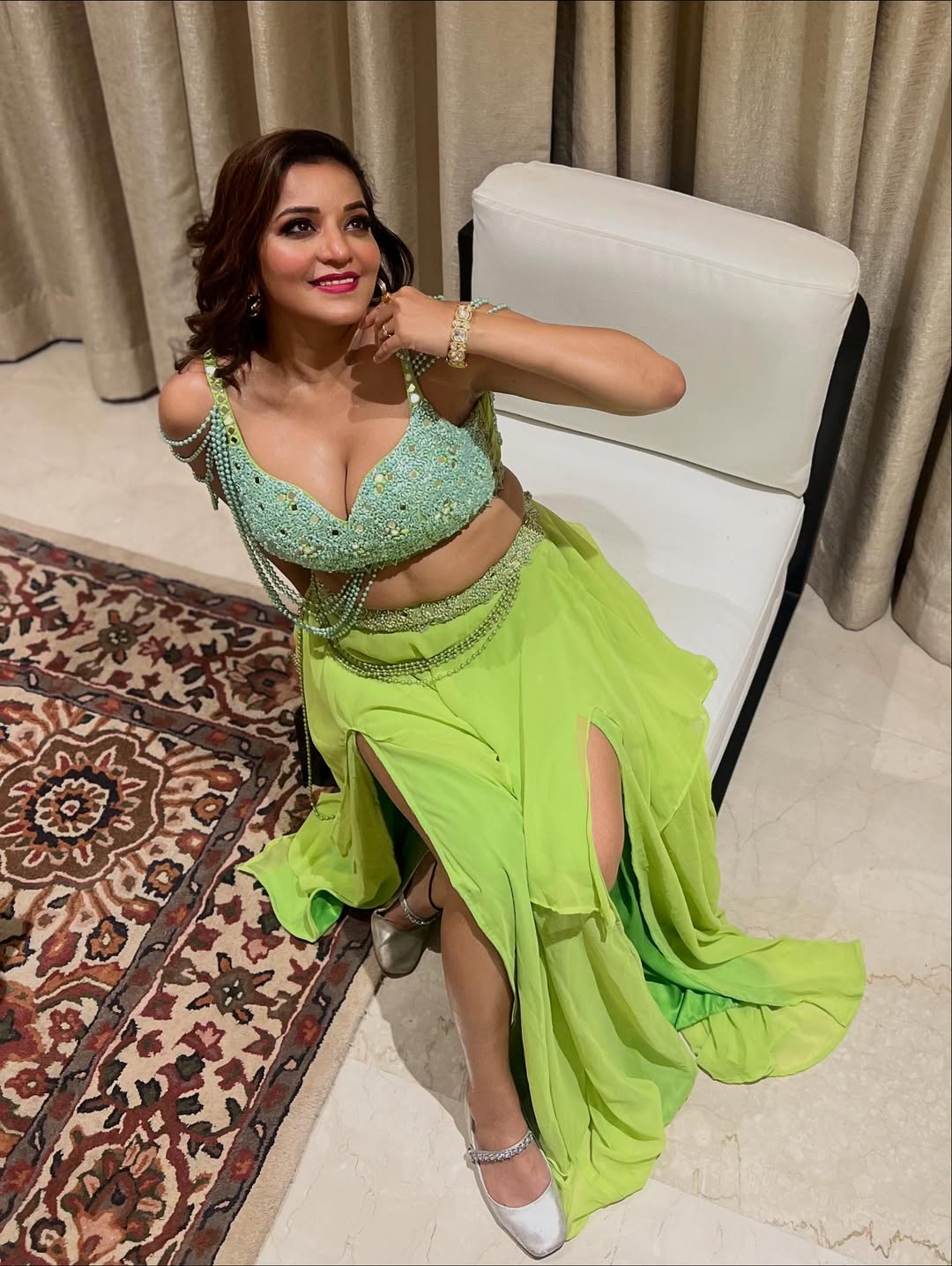 Monalisa Highlights Her Cleavage In A Bold Pose